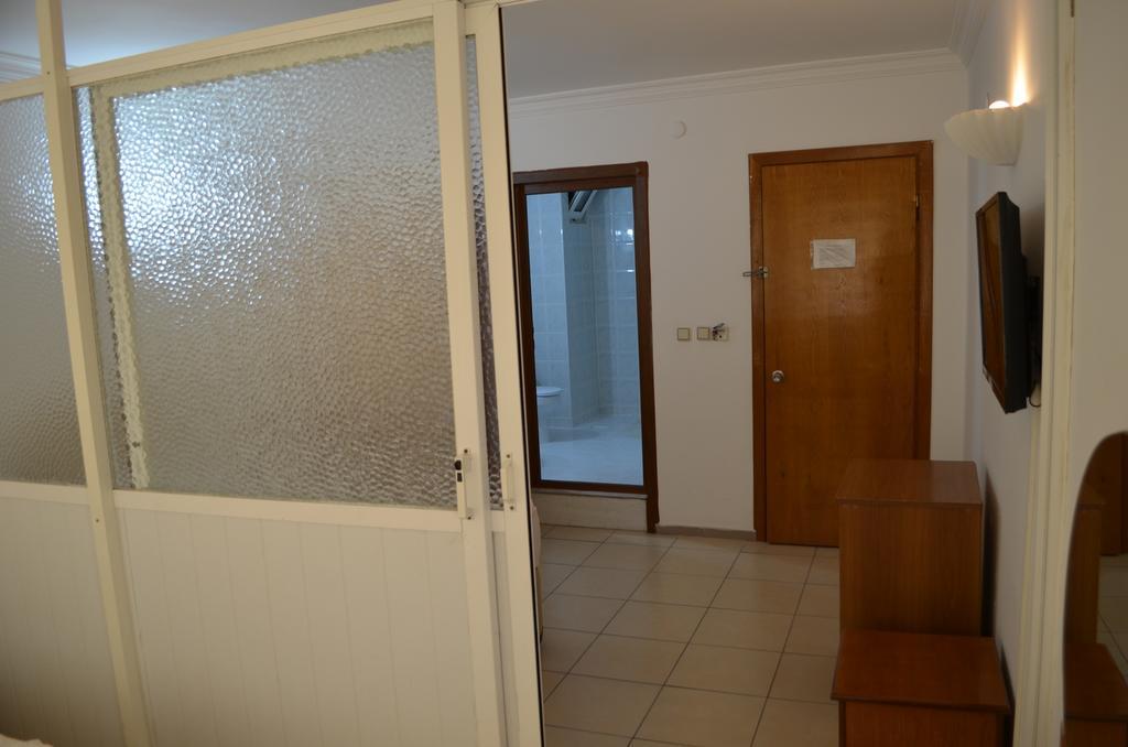 Hotel Prens Yildiz Аявали Екстериор снимка