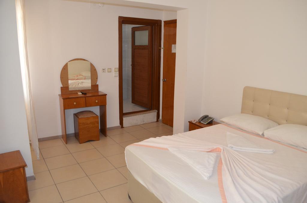 Hotel Prens Yildiz Аявали Екстериор снимка