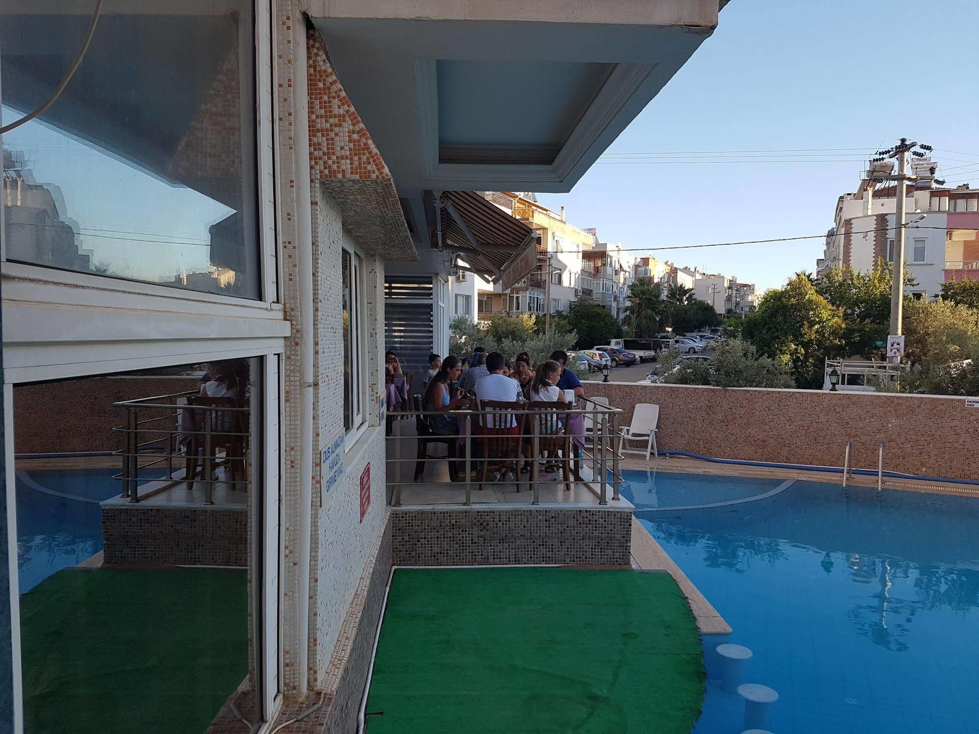 Hotel Prens Yildiz Аявали Екстериор снимка